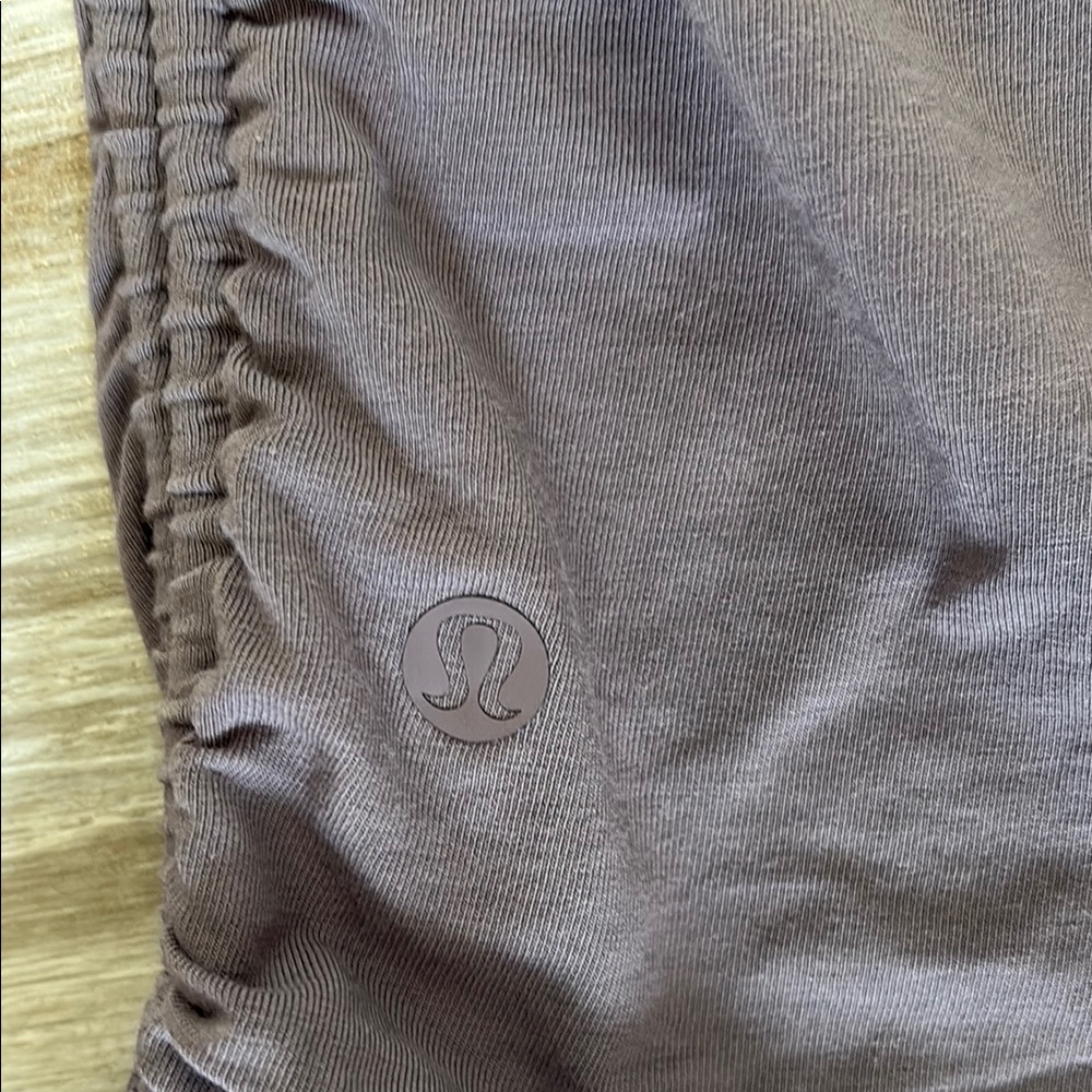 Lululemon top - Picture 2 of 4